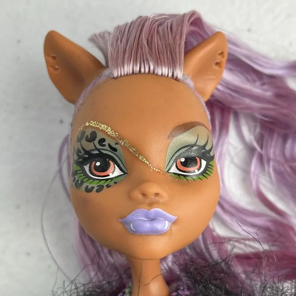 Monster High Clawdeen Wolf Ghouls Rule Halloween 2012 Curly Mohawk Fuzzy Jacket